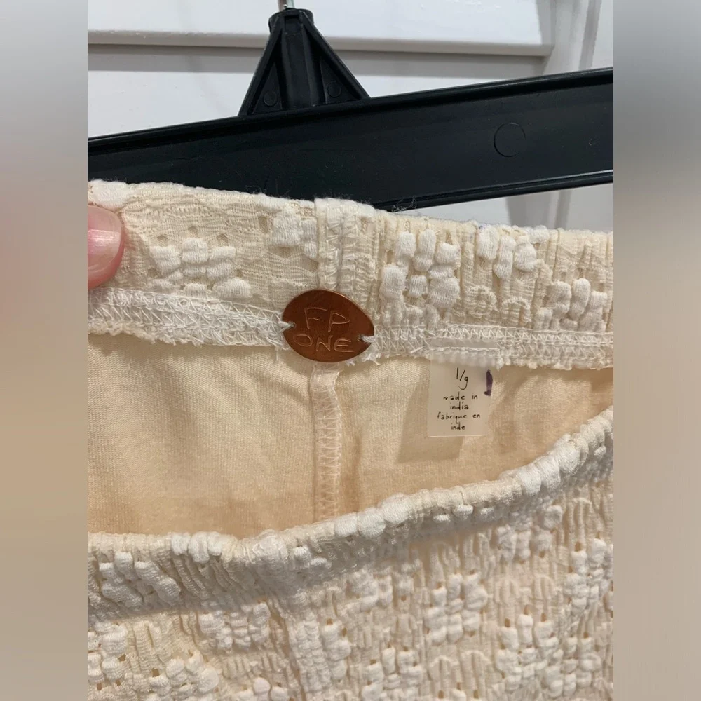 NWOT FP One Ona floral flare pants size Large festival Aussie girl Coachella - Picture 4 of 8